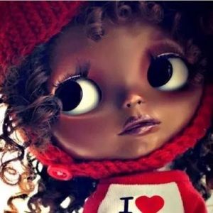 Meet your Posher, Awa